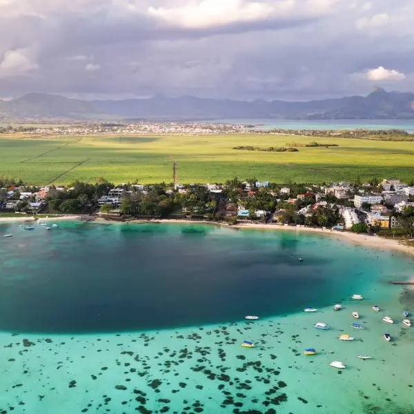 גלה את בל מאר - הפנינה הכחולה של האוקיינוס ההודי