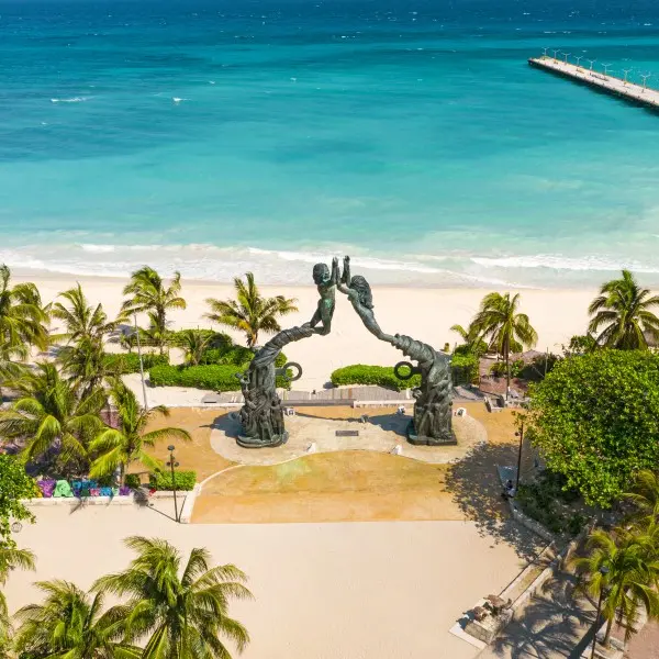 ברוכים הבאים לפלאיה דל כרמן – גן העדן של חופי מקסיקו!