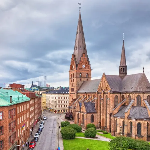 גלה את מאלמו: השער שלך לחופשה המושלמת בסקנדינביה!