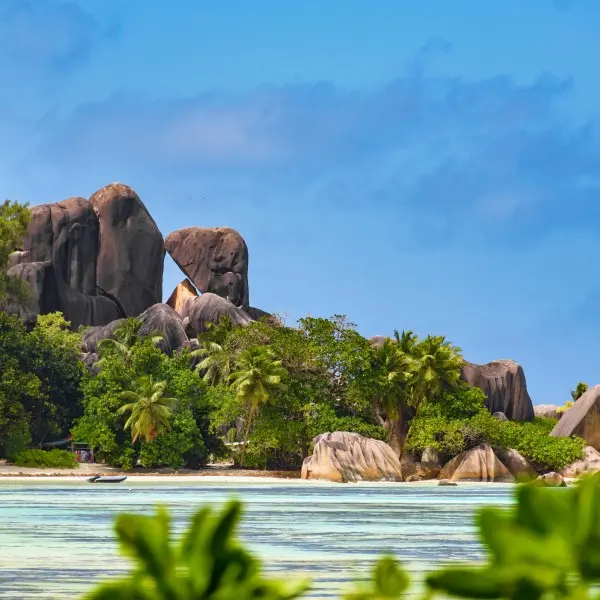 לה דיג – גן העדן הנסתר של איי סיישל מחכה לביקורכם!