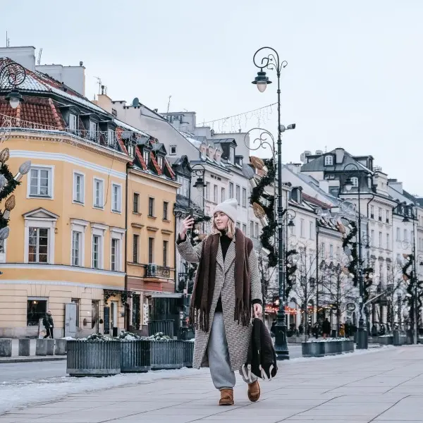 "גלה את ורשה – הפנינה הנסתרת של אירופה שמפתיעה כל מבקר"